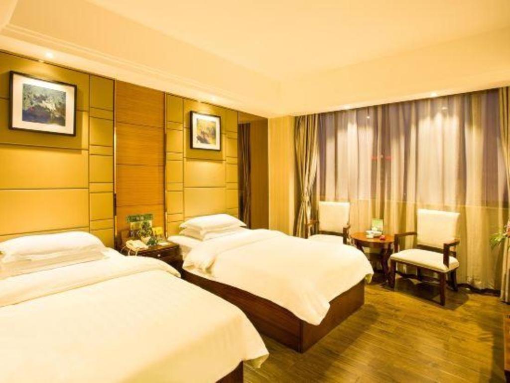 Greentree Inn Guangdong Jieyang Bus Terminal Station Ronghua Avenue Business Hotel Exterior foto