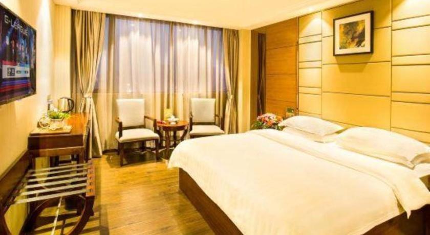 Greentree Inn Guangdong Jieyang Bus Terminal Station Ronghua Avenue Business Hotel Exterior foto