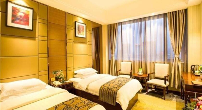 Greentree Inn Guangdong Jieyang Bus Terminal Station Ronghua Avenue Business Hotel Exterior foto